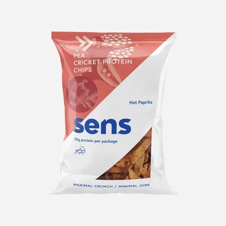 Proteinové chipsy s cvrččím proteinem pikantní paprika